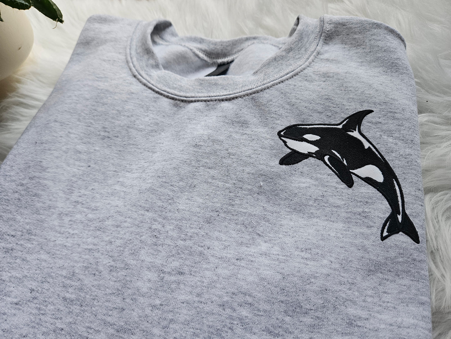 Orca Whale Embroidered Crewneck Sweatshirt