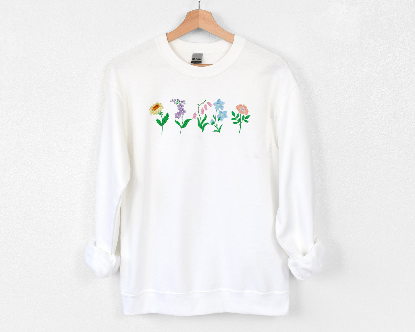 Flower Sweatshirt, Embroidered Crewneck Sweater Floral Botanical Sweatshirt Sweatshirt Nature Sweatshirt