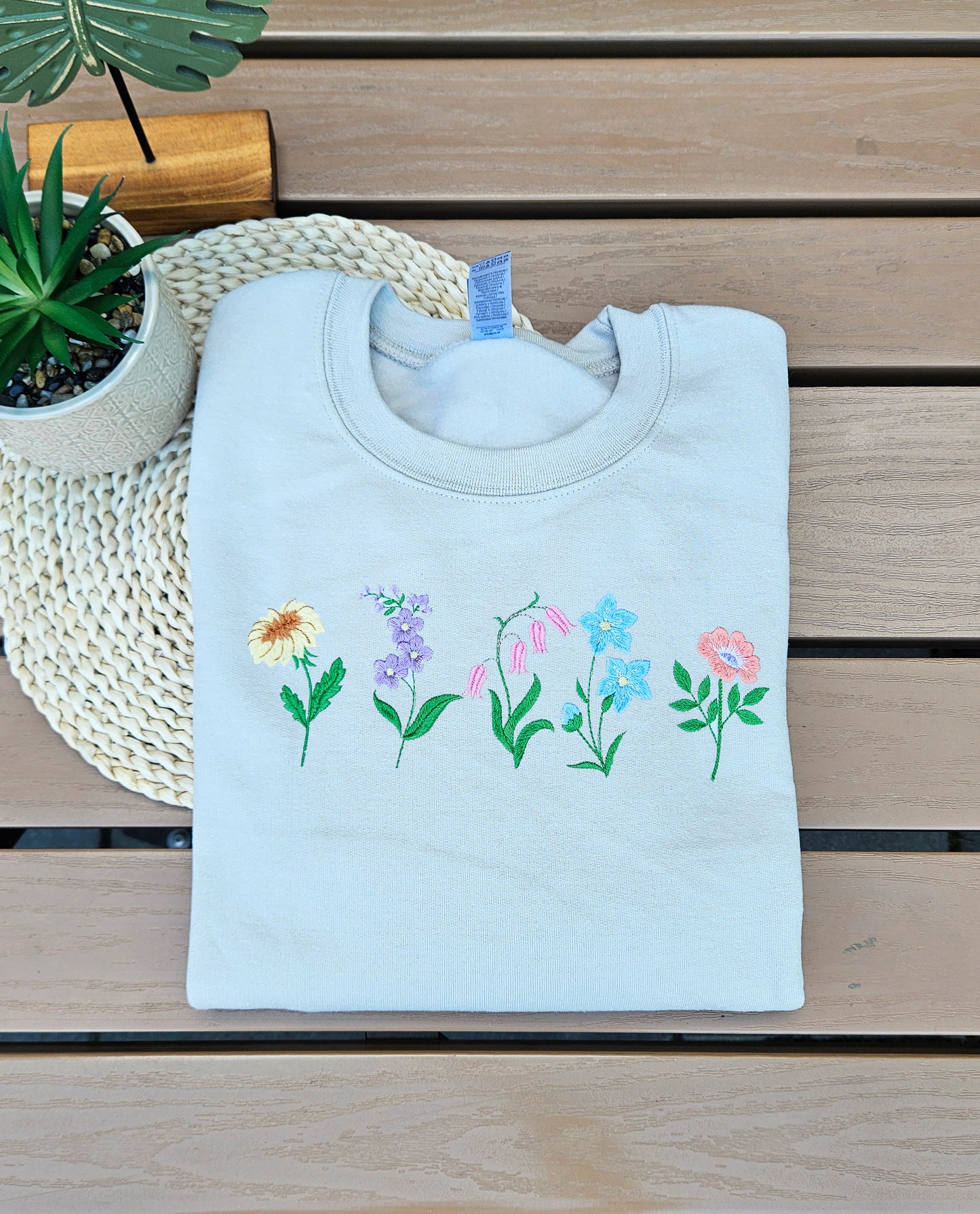 Flower Embroidered Sweatshirt