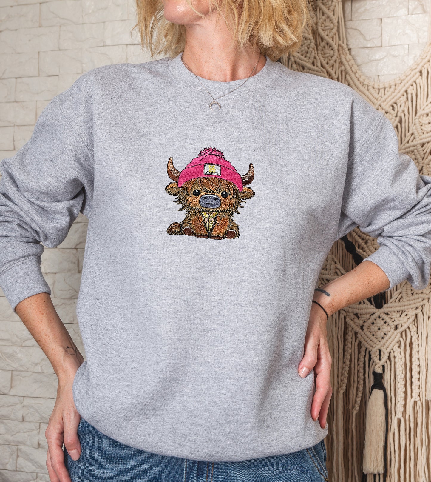 Highland Cow Embroidered Crewneck Sweatshirt